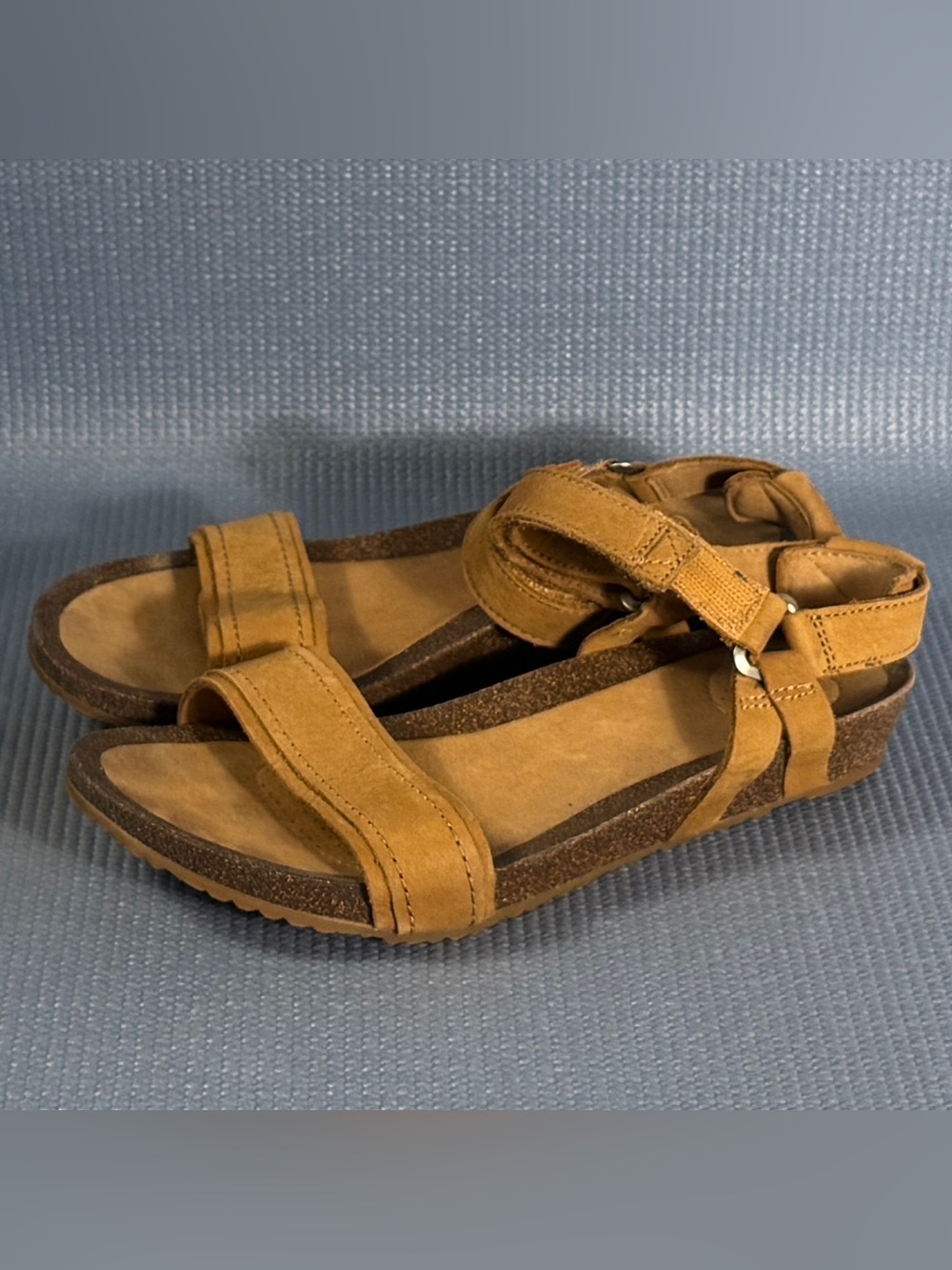 Teva Mahonia Stitch Sandals Women's Size 7.5